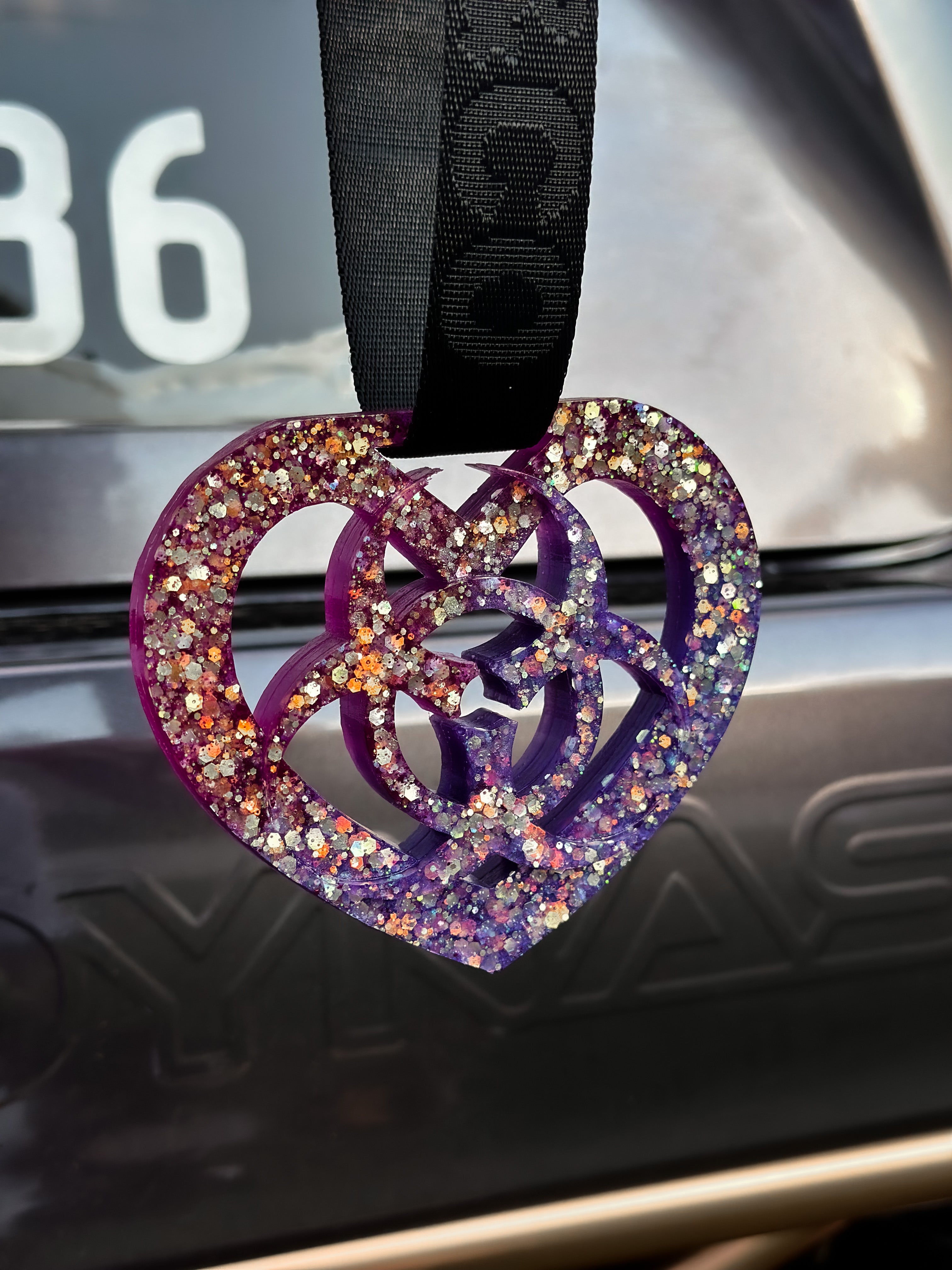 Toxic Heart Resin Tsurikawa